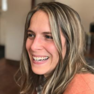 Cover photo of Laura Delano: Sanity in an Insane World (E28)